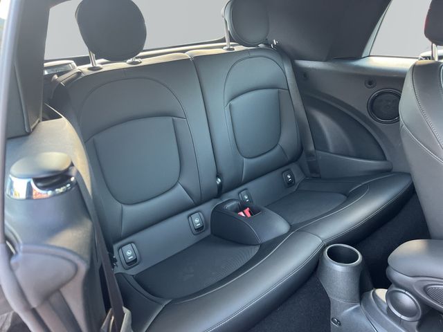 MINI John Cooper Works Cabrio – Bild 11