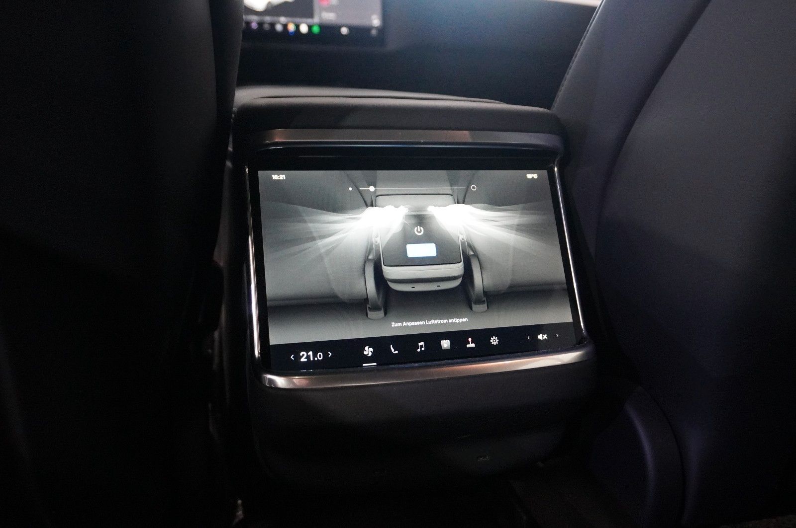 Fahrzeugabbildung Tesla Model S DUAL-MOTOR LONGRANGE NAVI/AMD/YOKE/LEDER