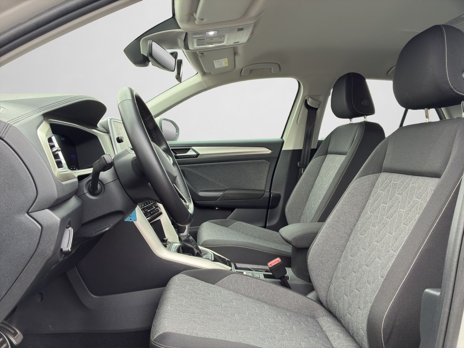 Volkswagen T-Roc - Bild 13