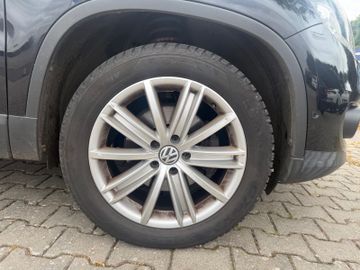 Volkswagen Tiguan - 7