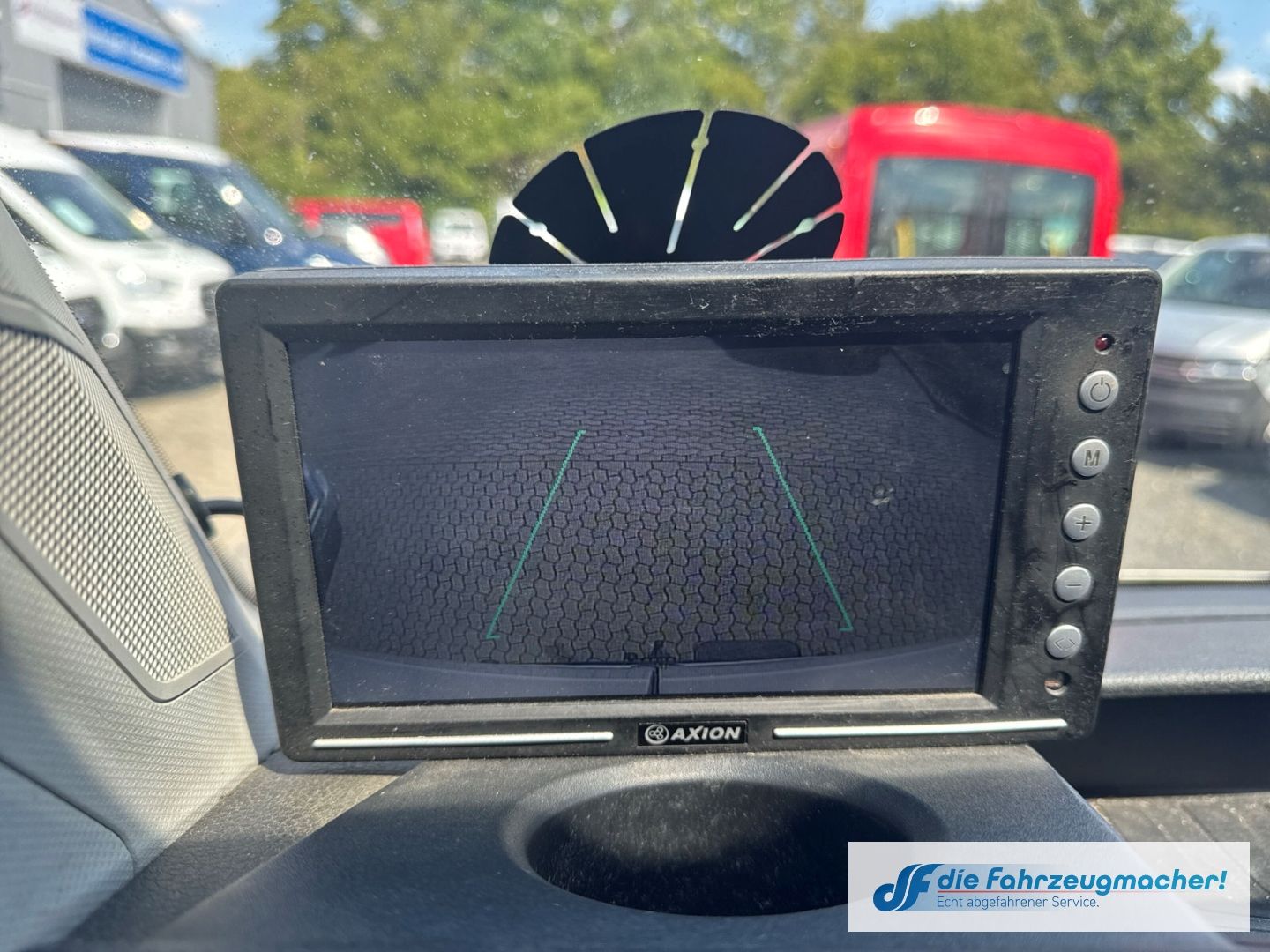 Fahrzeugabbildung Volkswagen Crafter Kasten MAXI 50 lang Hoch 5t-3,5tmög. AHK