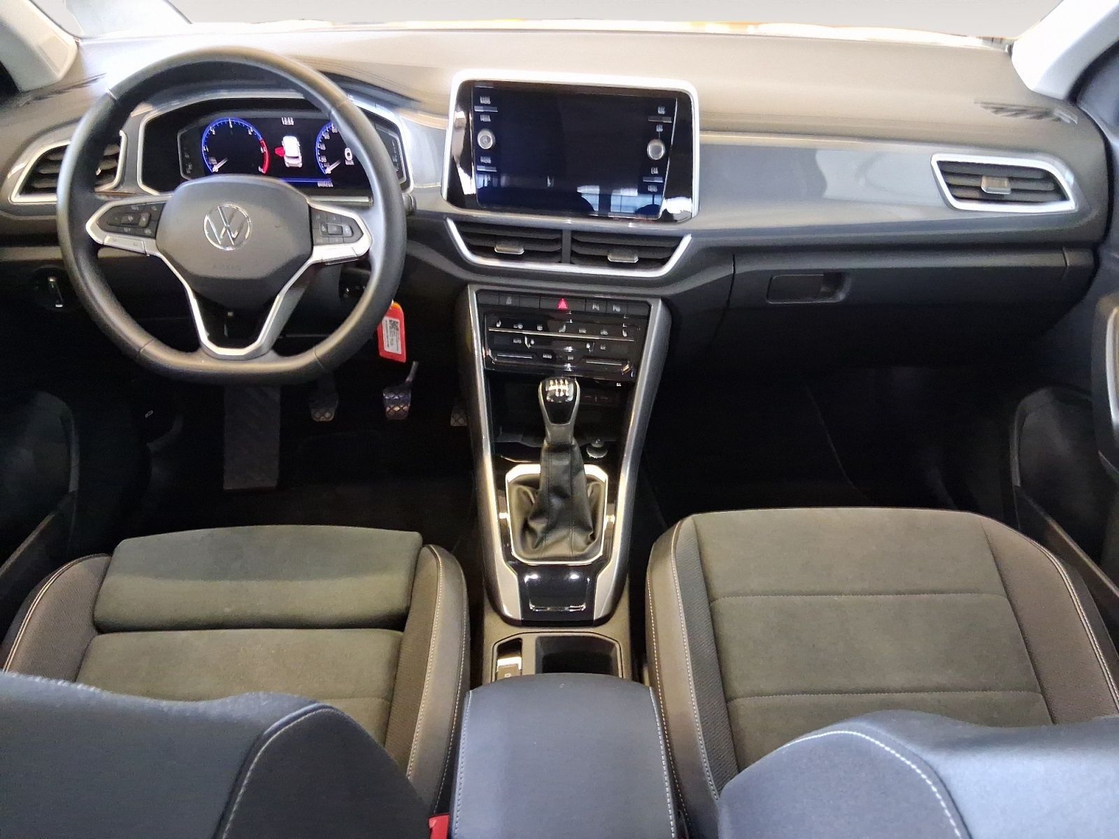 Volkswagen T-Roc - Bild 11