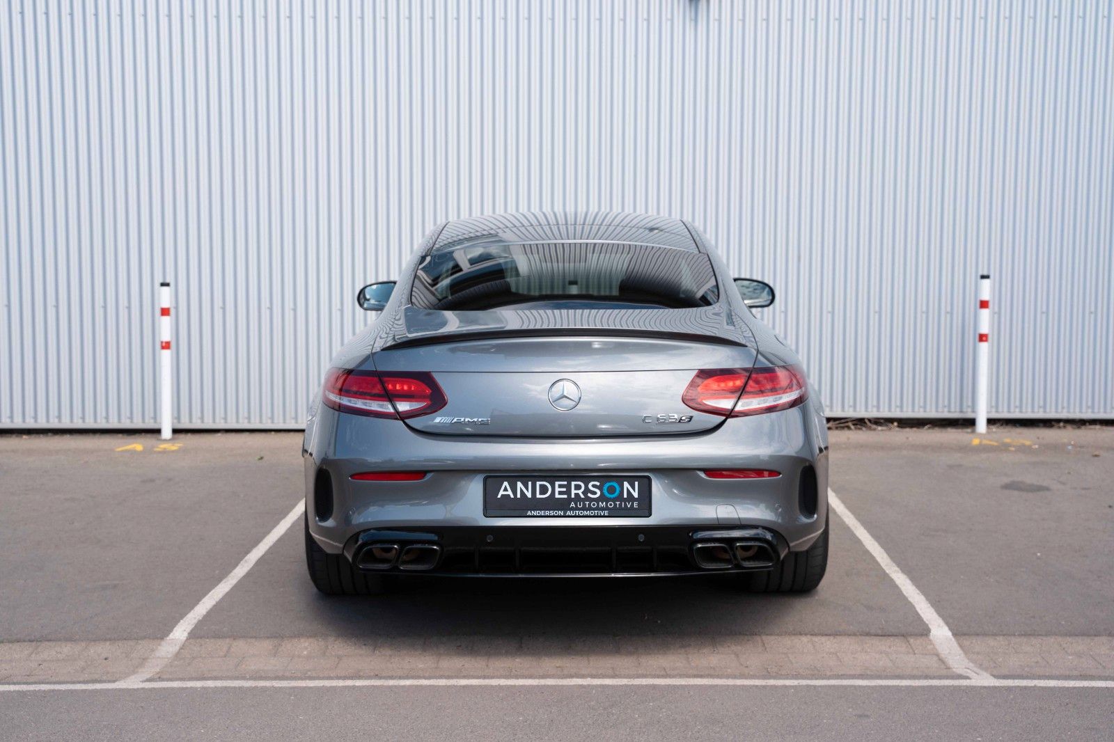 Fahrzeugabbildung Mercedes-Benz C 63 S AMG COUPE HUD 360° PERF. AGA CARBON PAKET