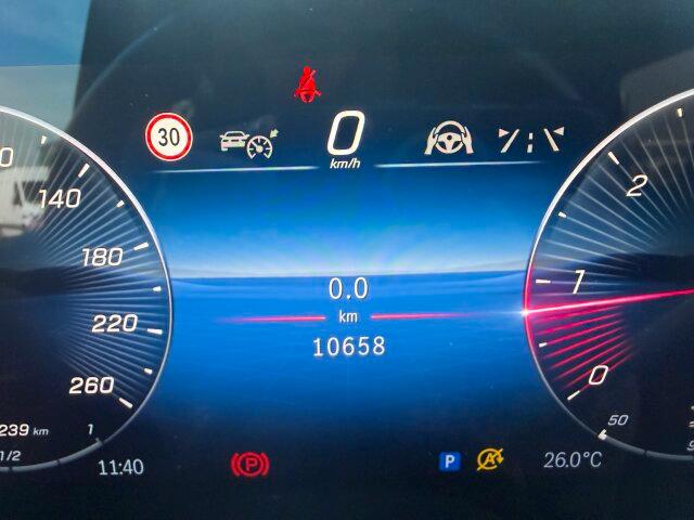 Mercedes-Benz V250d 4x4 Avant. Distronic 360° Navi Sitzh.
