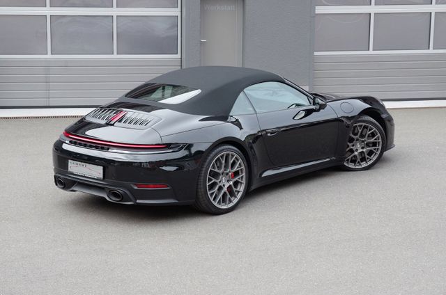 Porsche 992.2 4S*ACC,BOSE,Chrono,Sitzlüftung,14Wege,360°