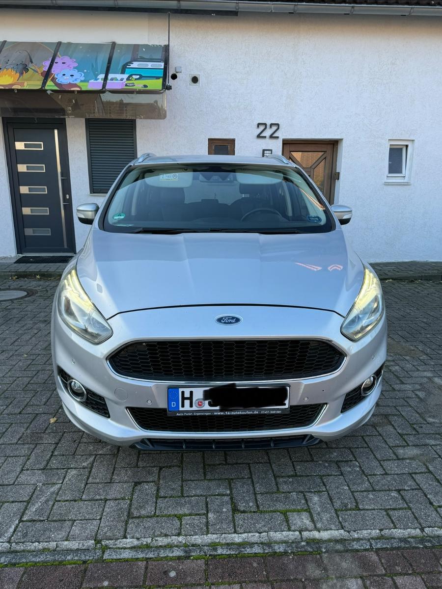 Ford S-Max