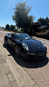 Porsche 911 Turbo S (Garantie + Kundendienst neu)