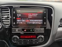 Mitsubishi Outlander 2.4 PHEV Plug-in Hybrid Top KAMERA LED - Image