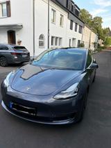 Tesla Model 3 Langstreckenbatterie - Allradantrieb... - Tesla Model 3 in Köln