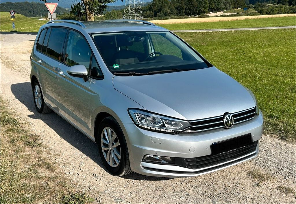 Image of Volkswagen Touran