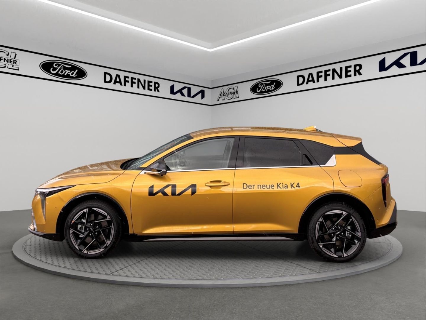 Fahrzeugabbildung Kia K4 1.6 T-GDI 132 kW GT-Line HUD HarmanKardon