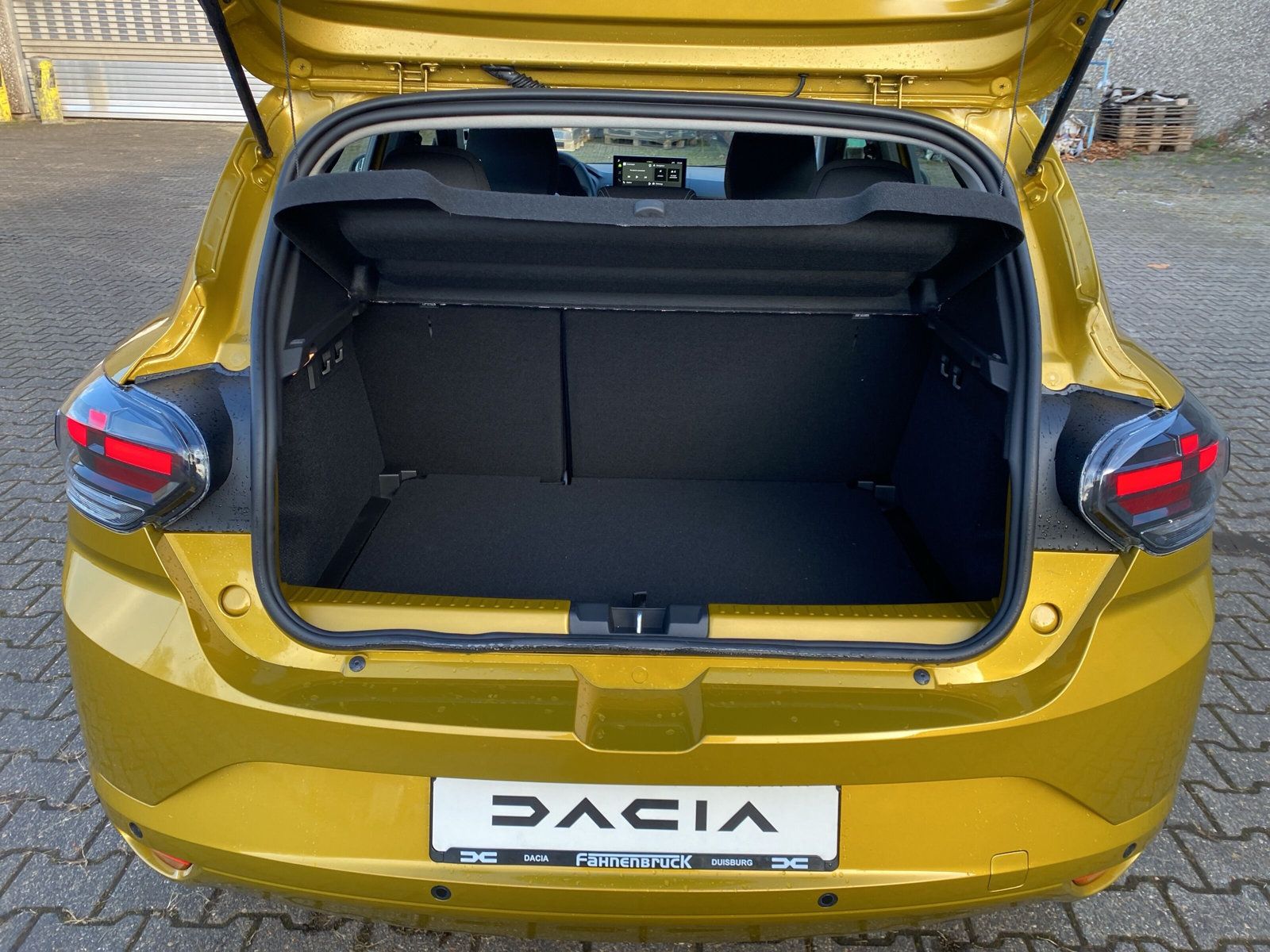 Dacia Sandero - Bild 8