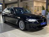 BMW 530 e Pano. Hifi-Sound LED PDC DAB dig.Cockpit - BMW 530 mit Hybrid-Antrieb: Automatik