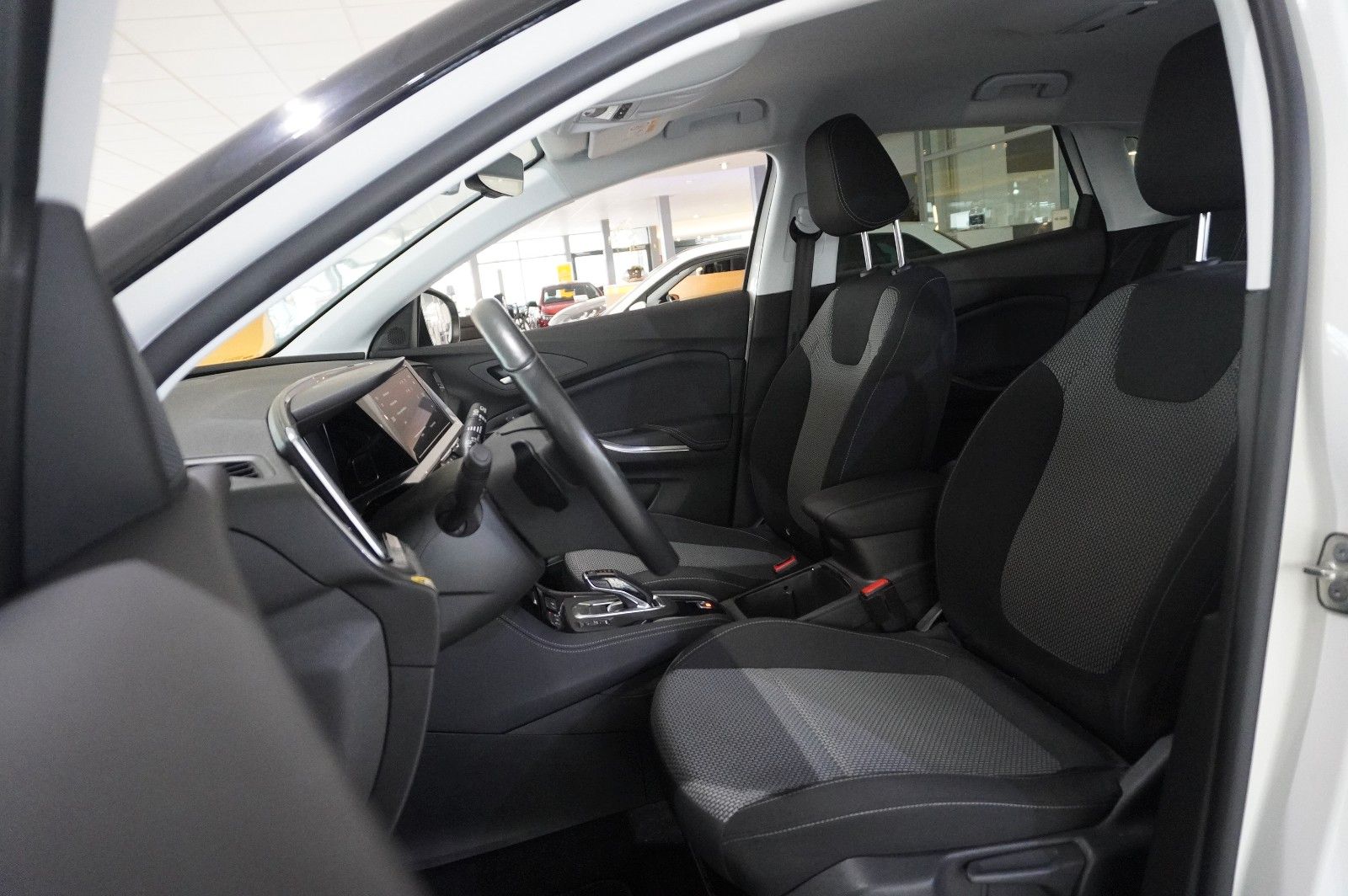 Fahrzeugabbildung Opel Grandland (X) GS LINE 4HYBRID NAVI/KAMERA/AHK