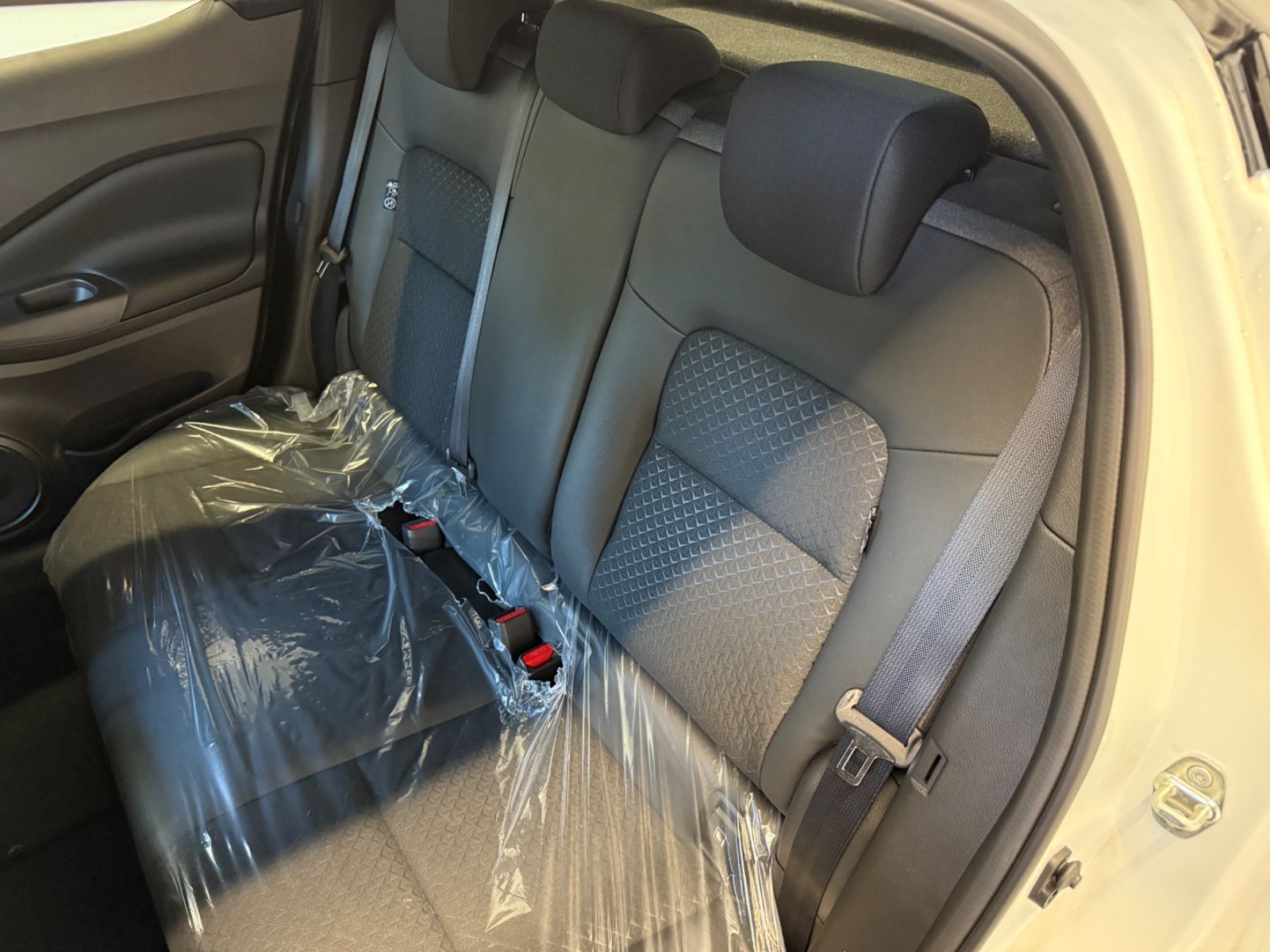 Fahrzeugabbildung Nissan Juke Hybrid N-Connecta Automatik, Winter-P.,Navi
