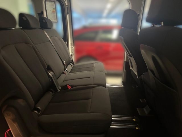 Fahrzeugabbildung Hyundai STARIA Trend Hybrid 2WD 1.6 T-GDI EU6e Navi Digi