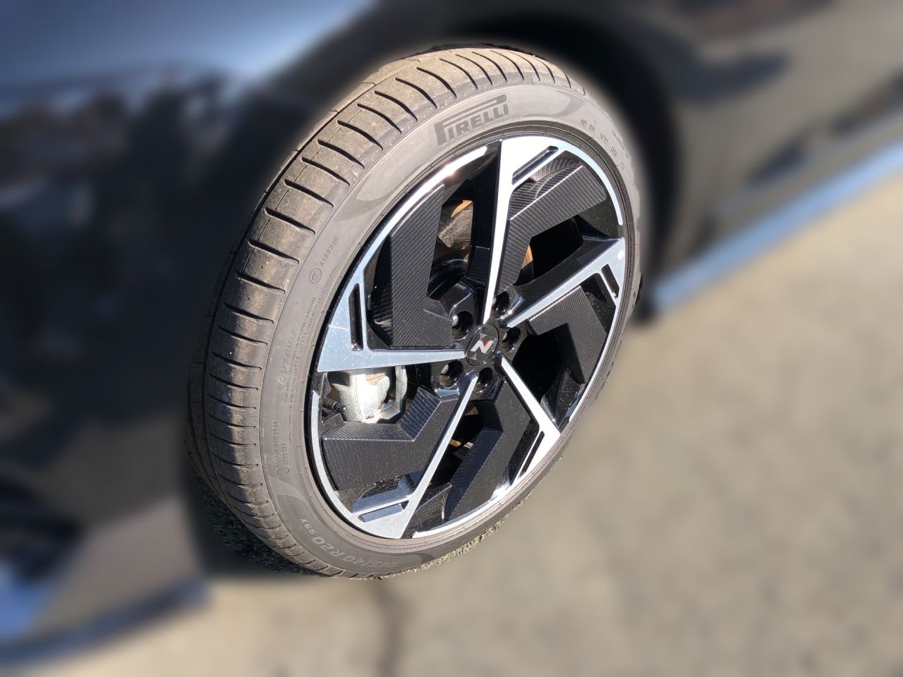 Fahrzeugabbildung Hyundai IONIQ 6 N Line Elektro 84 kWh 4xSHZ ACC AUT LED