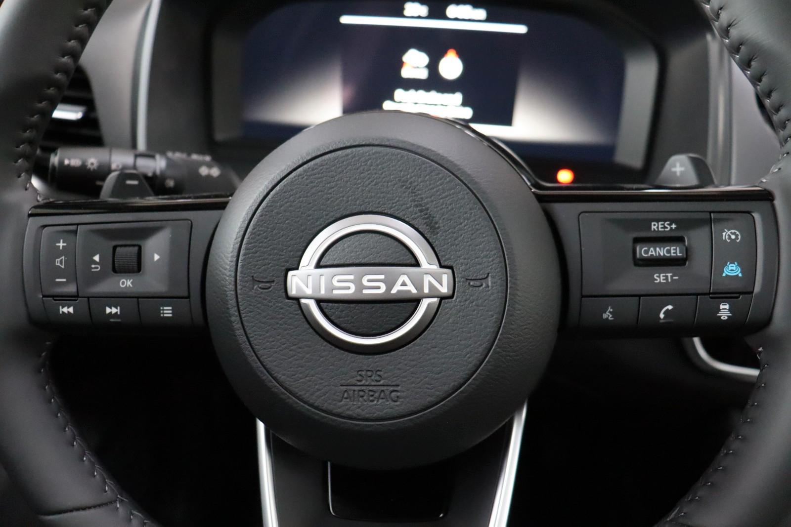Nissan Qashqai 1.3 AT N-Connecta Navi,Pano,eHeck SOFORT, миниатюра 9