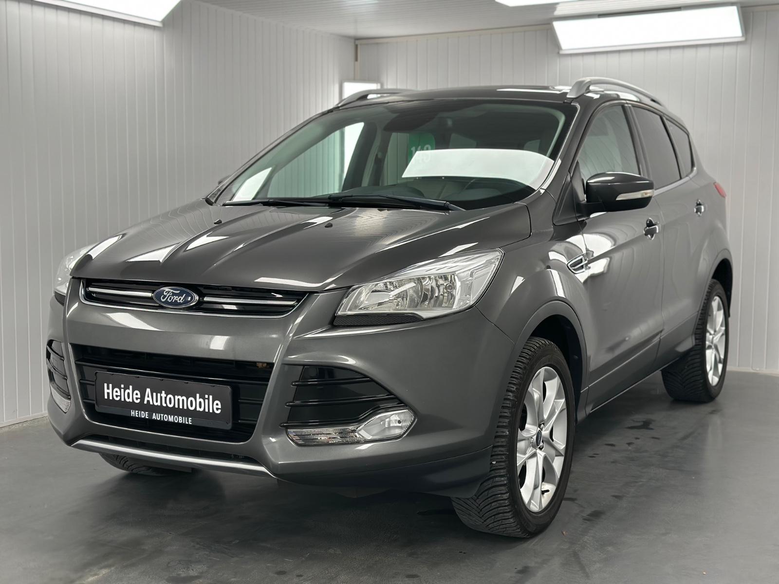 Ford Kuga Titanium PANORAMA AHK LEDER