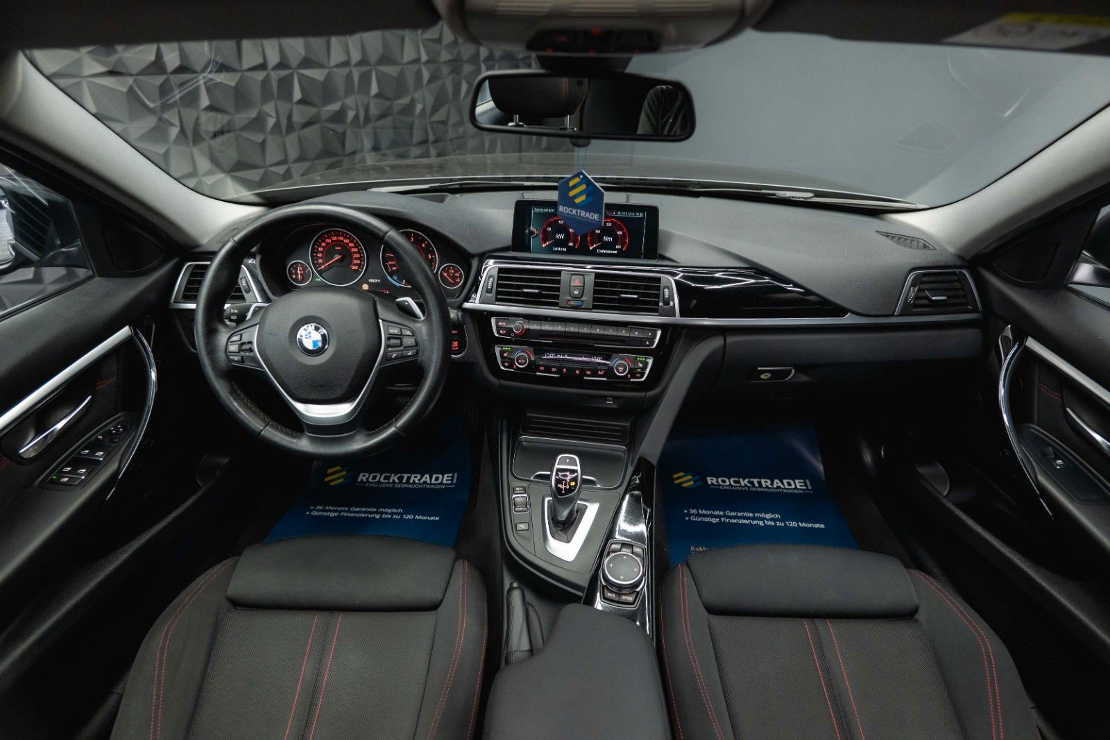Fahrzeugabbildung BMW 335d xDrive Sport Line | LED | Pano | HUD | TÜV