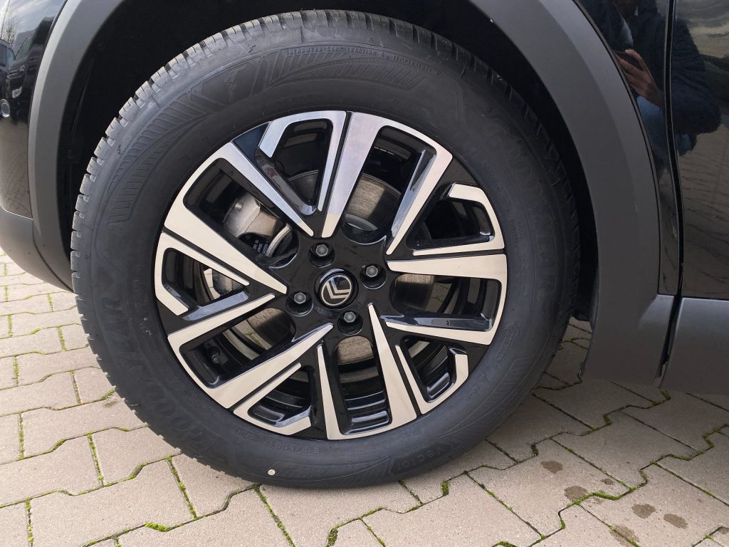 Fahrzeugabbildung Citroën C4 Benziner 130 Automatik MAX *Winter-Paket*