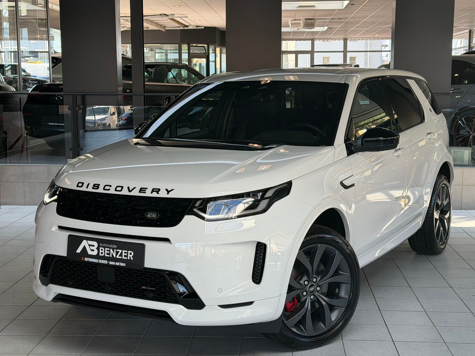 Fahrzeugabbildung Land Rover Discovery Sport R-Dynamic /MERIDIAN/CARPLAY/KAM