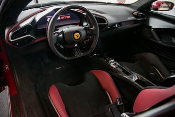 صورة 10 لـ 2022 Ferrari 296 GTB