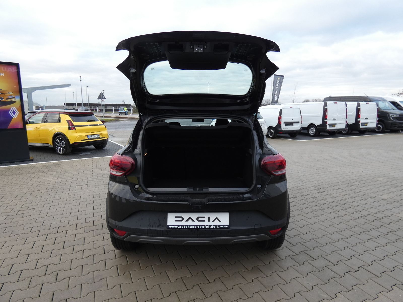 Dacia Sandero - Bild 8