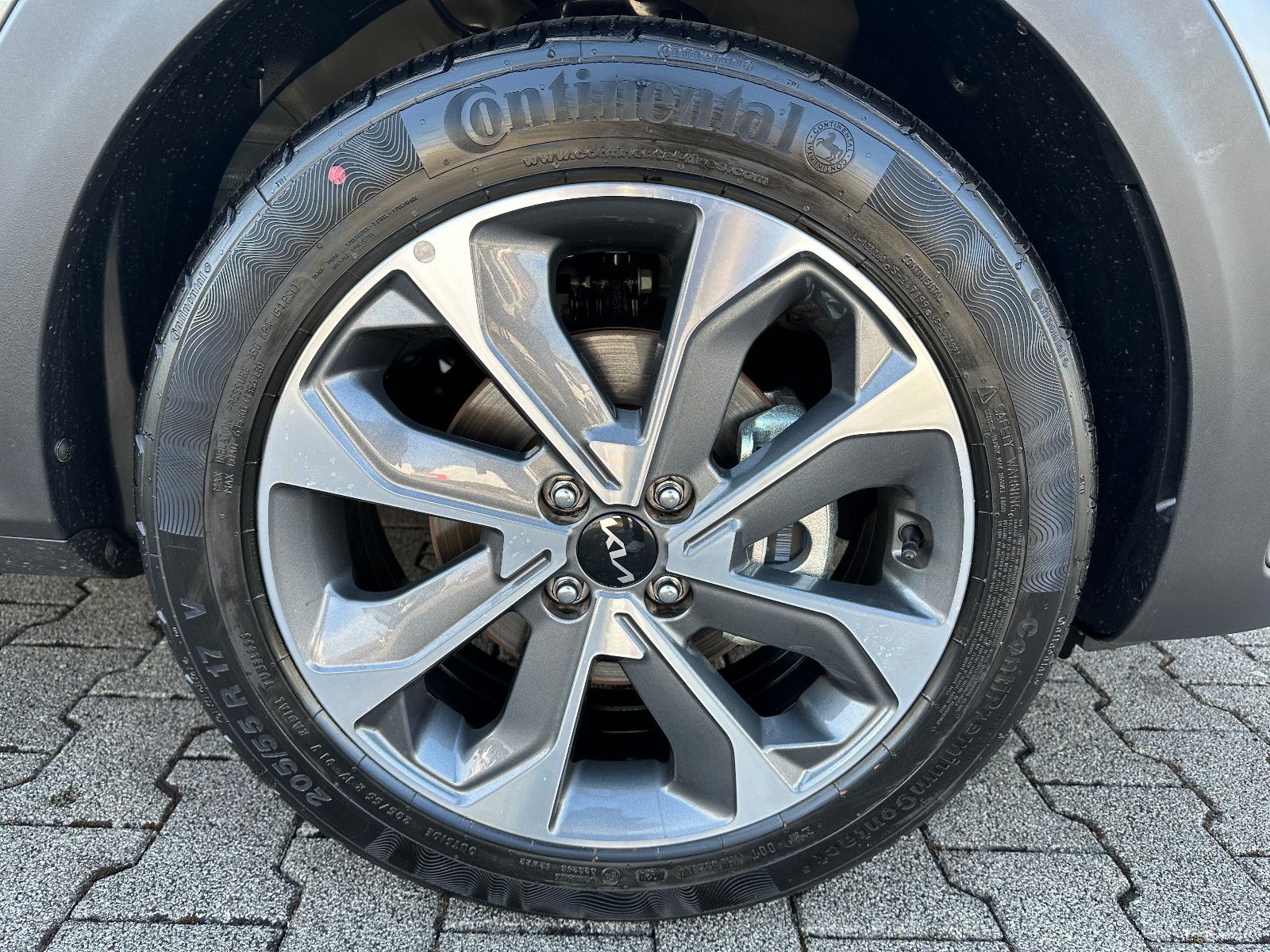 Fahrzeugabbildung Kia Stonic 1.0 T-GDI 100 48V Spirit Technologie DCT7