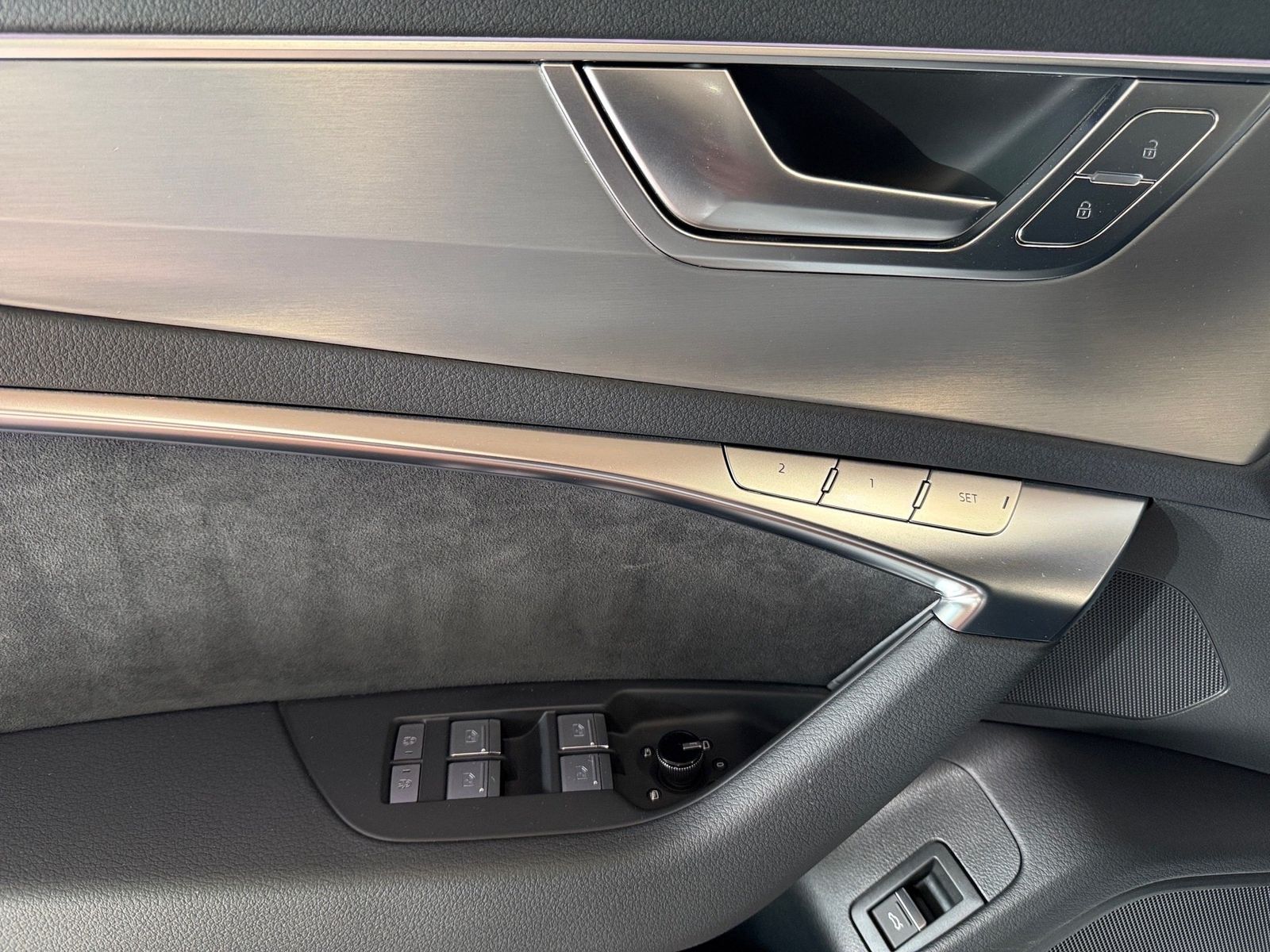 Audi S6 - Bild 12