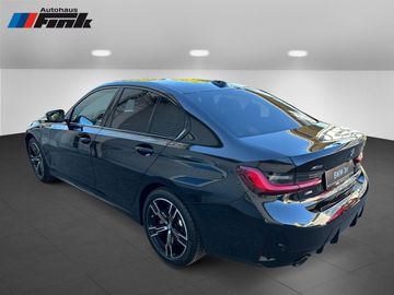 BMW 330e xDrive Limousine M Sportpaket HiFi DAB LED