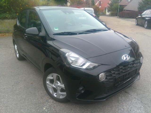 Hyundai i10 Trend /Kli/Sitzhzg/PDC/Tempom/Spurhaltes.