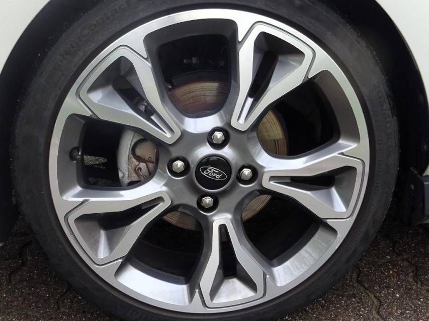 Fahrzeugabbildung Ford Fiesta 1.0 EcoBoost M-Hybrid ST-Line