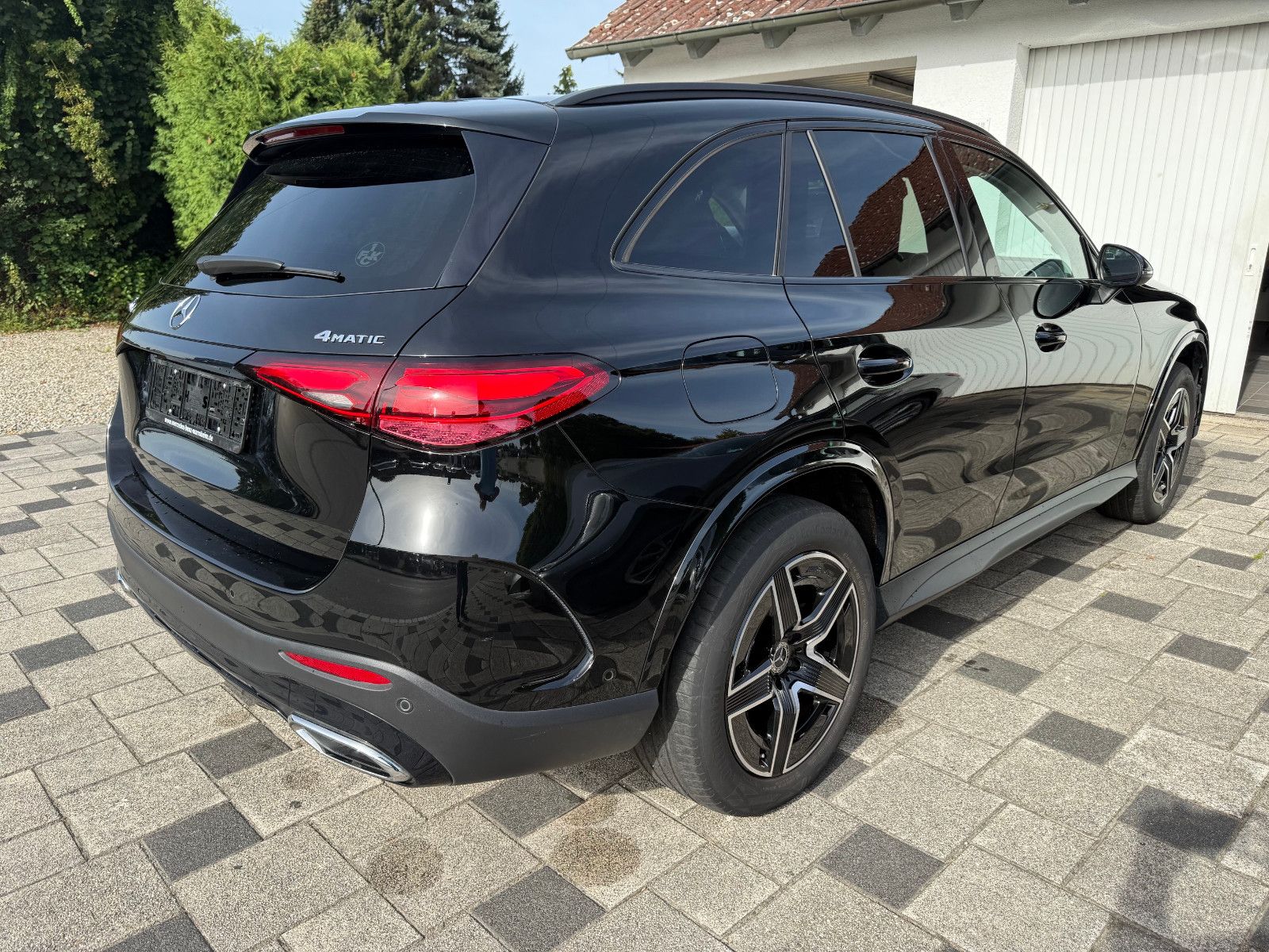 Mercedes-Benz GLC 300 e 4MATIC Autom. AMG AHK LED foto 4
