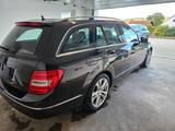 Mercedes-Benz W204 C220CDI T-Modell, Bi-Xenon + I LS - Mercedes-Benz C 220: W204 Cdi