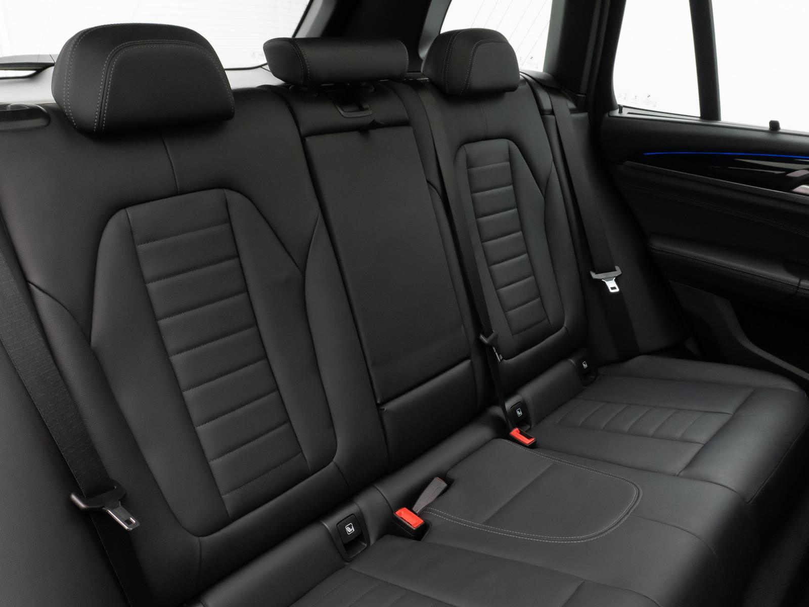 BMW X3 xD30i Panorama Kamera DAB HiFi Komfort 20Zoll, миниатюра 29