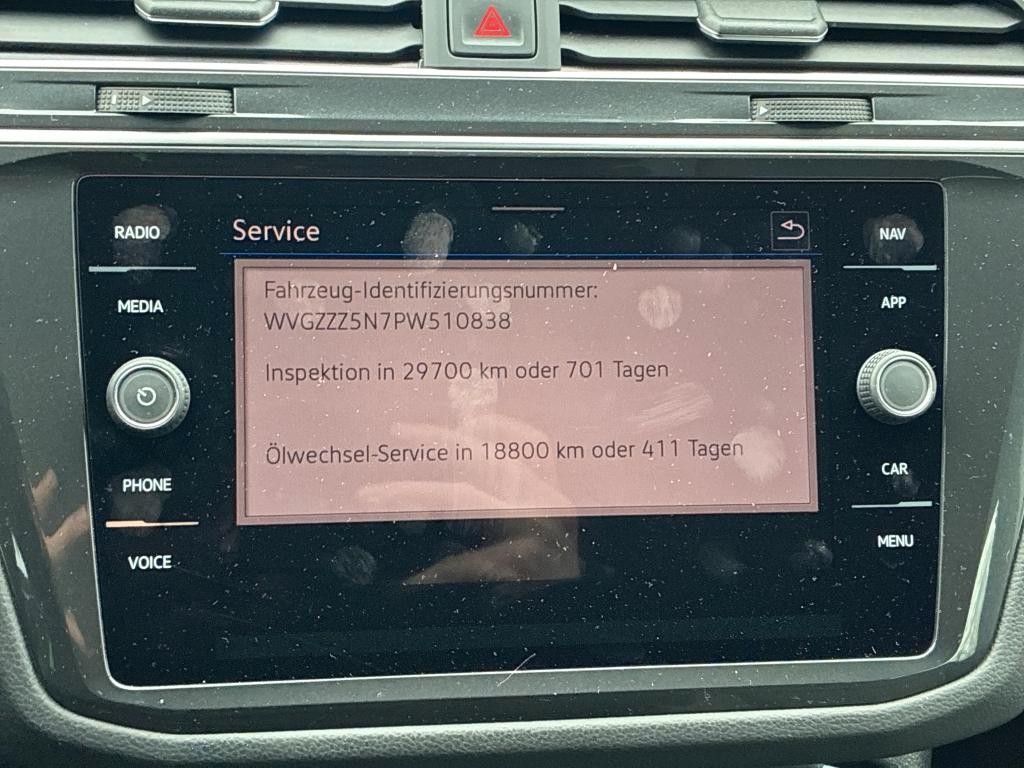 Fahrzeugabbildung Volkswagen Tiguan Life TDI DSG AHK NAVI KAMERA LED ACC GJ