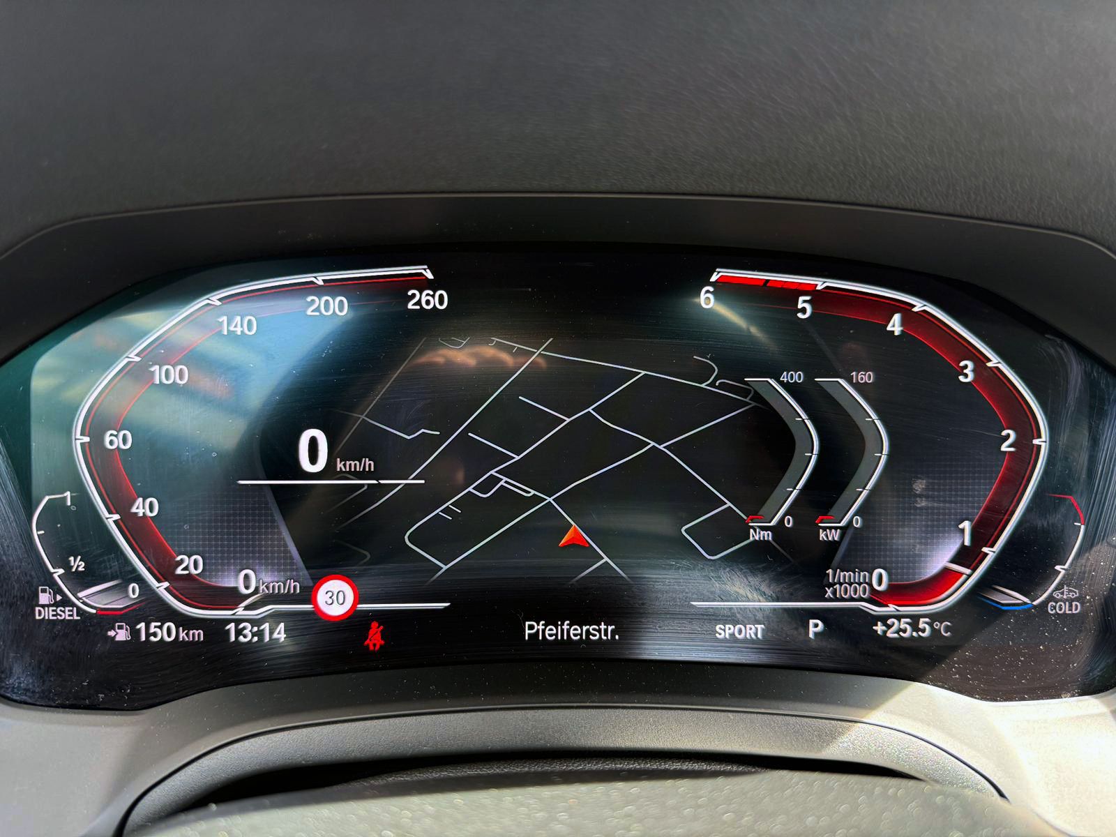 Fahrzeugabbildung BMW 320d Touring Steptr. Advantage LED ACC AHK KAM