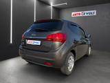 Kia Venga 1.4 Attract Klima PDC Freisprechanlage AUX - Kia Venga: Van