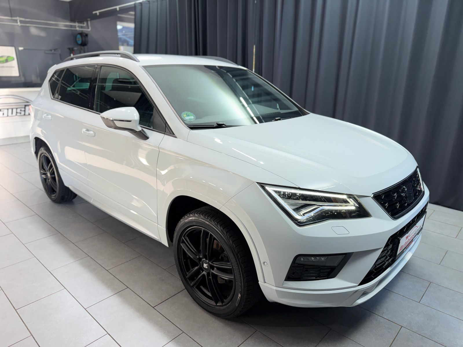 Fahrzeugabbildung SEAT Ateca FR|BEATS|AHK|RF-CAM|LED|1-HD