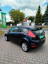 Ford Fiesta Ghia  Klimaautomatik, Sitzheizung - Ford Fiesta aus 2009: Ghia
