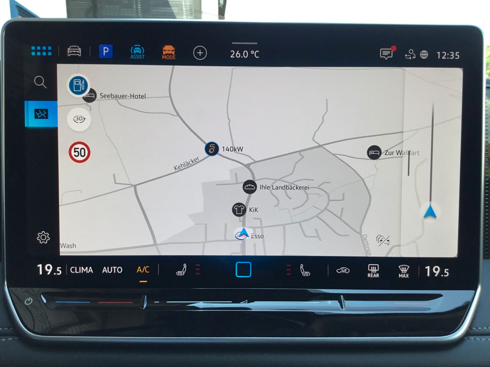 Fahrzeugabbildung Volkswagen Tiguan 1.5 eTSI DSG Life+AHK+360°+18"+LED+AppCon