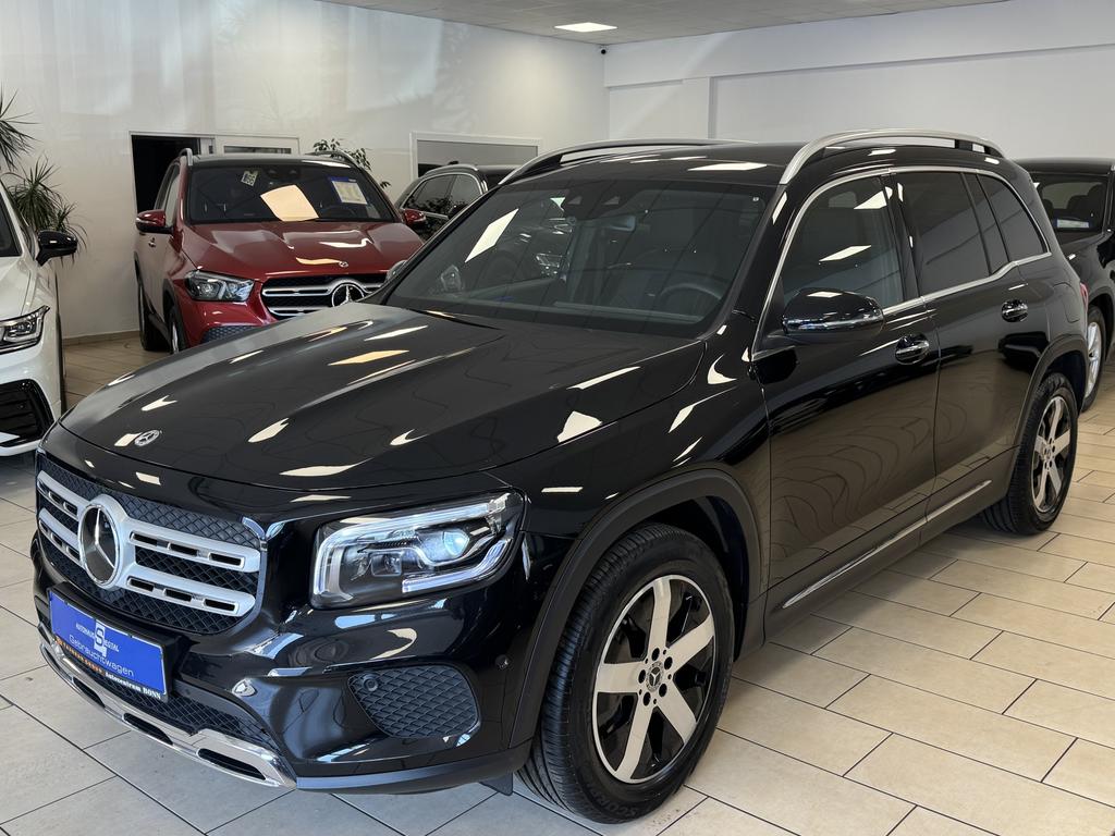 MercedesBenz GLB 200 7Sitzer RCam TeilLeder Pano Standheiz 2023