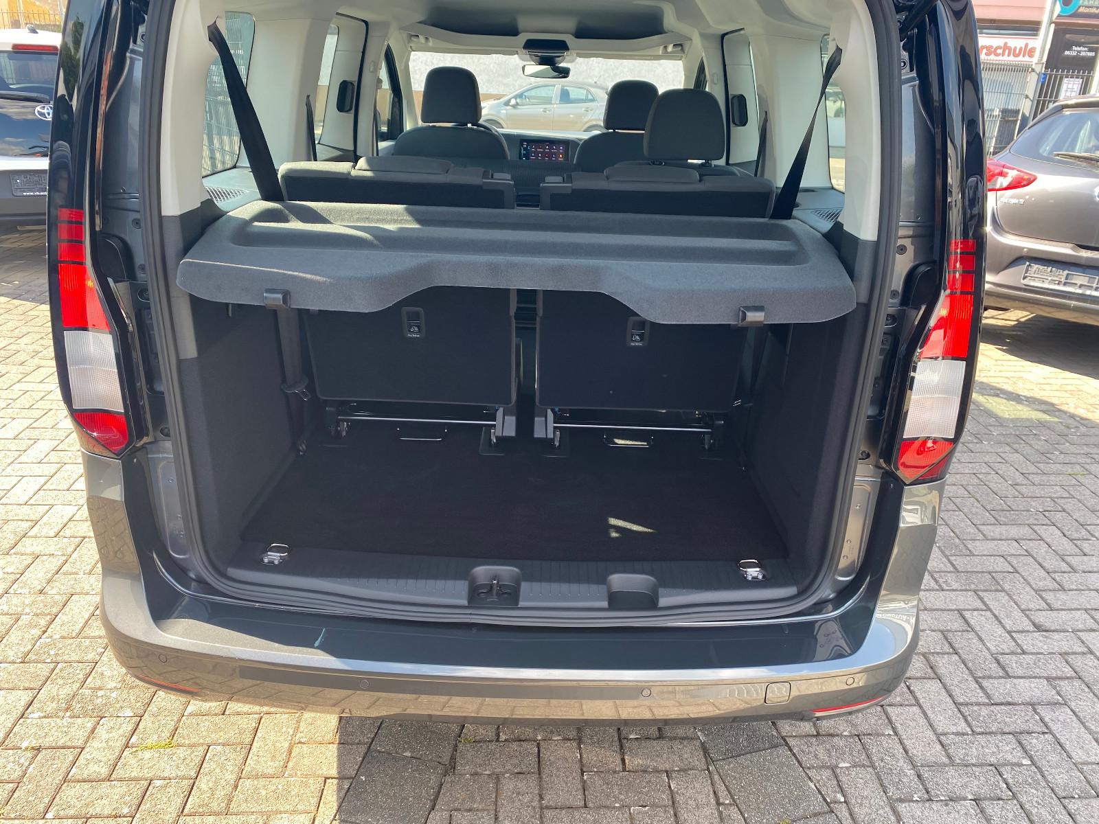 Volkswagen Caddy Maxi*DSG*7-SITZE*LED SW*PDC vo&hi&KAM*Sihz