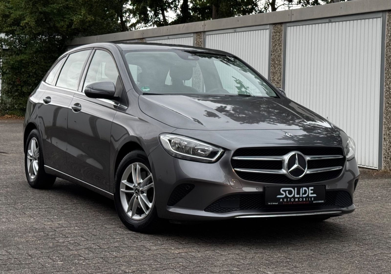 Mercedes B 180 - 1