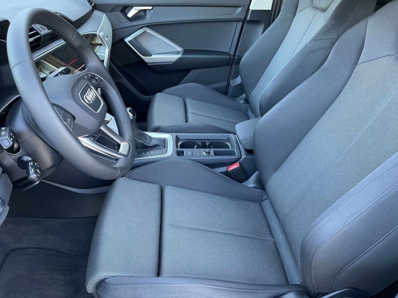 Audi Q3 - Bild 12