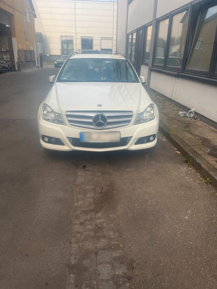 Mercedes-Benz C 180