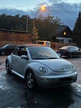Volkswagen Beetle - Volkswagen Beetle aus 2003: Cabrio