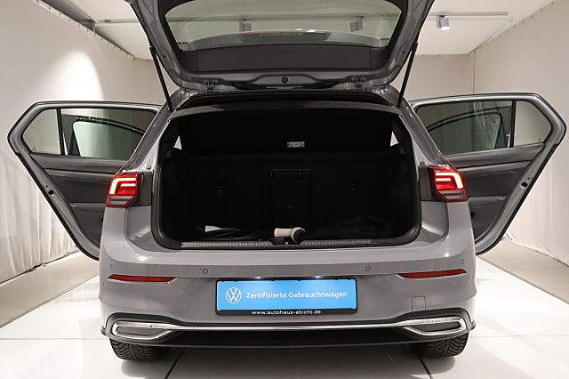 Golf GTE 1.4 TSI eHybrid ACC NAVI SHZ SPORTFW BT