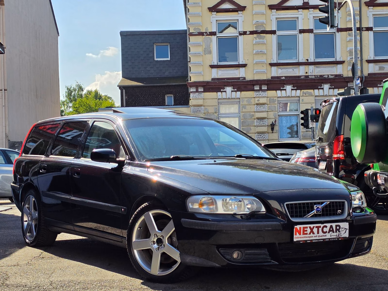 VOLVO V70 - R GEARTRONIC - CUIR - AUTO - 299 CV